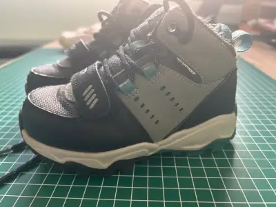 Zapatilla outdoor niño impermeable - miniatura 2