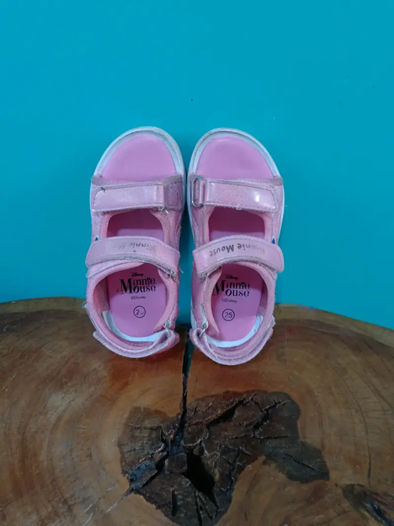 Sandalias rosas Minnie Mouse - 3