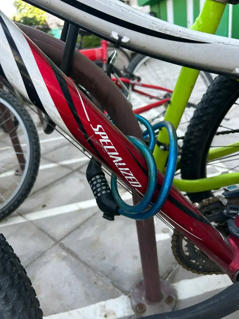 Bicicleta montaña Specialized roja - 5