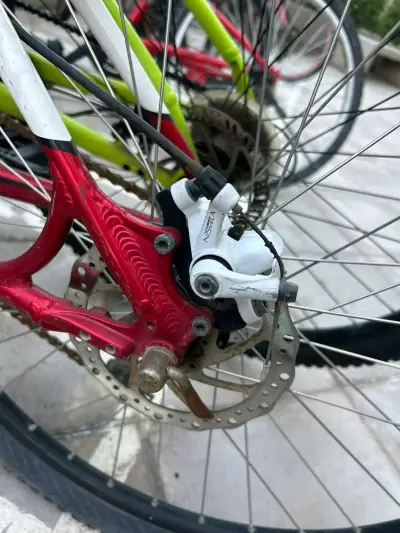 Bicicleta montaña Specialized roja - miniatura 6