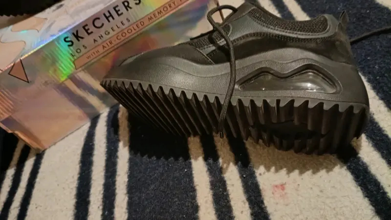 Zapatillas negras Skechers - 3