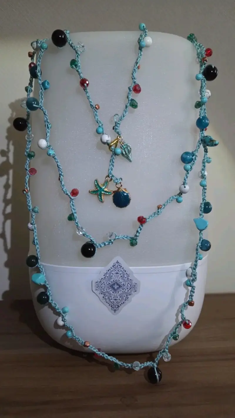 Collar mil vueltas tejido con cristales y piedras - 2