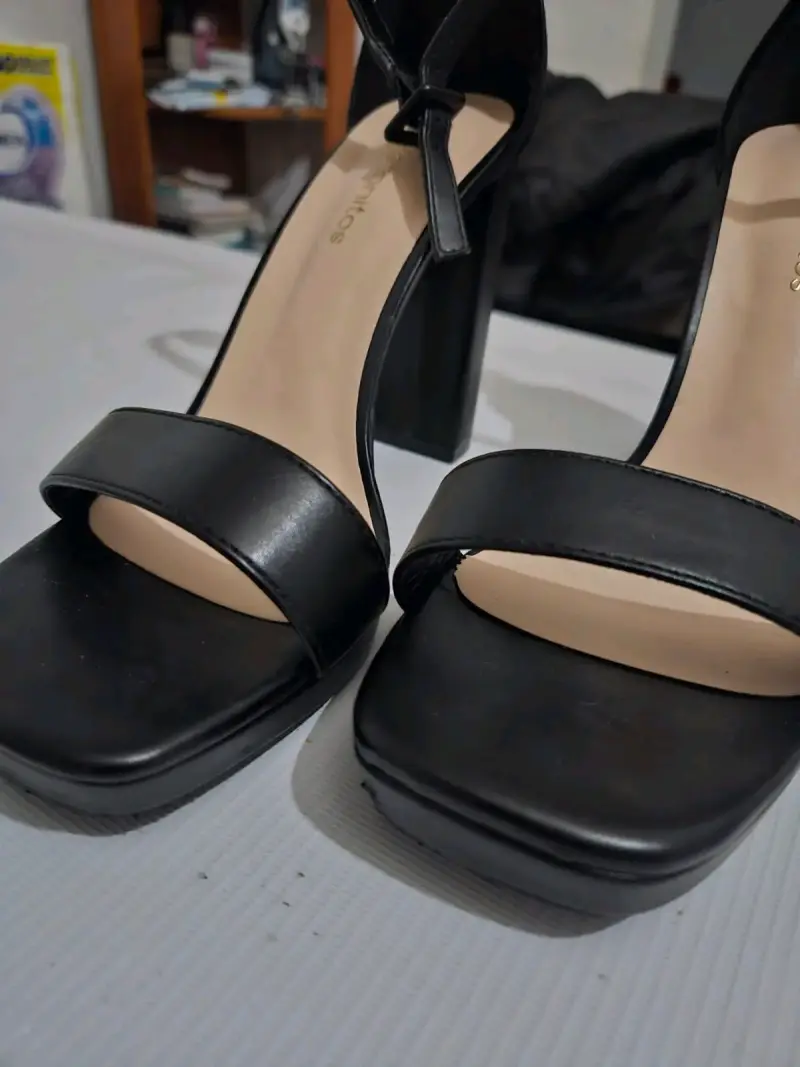 Zapatos de taco alto negros - 3
