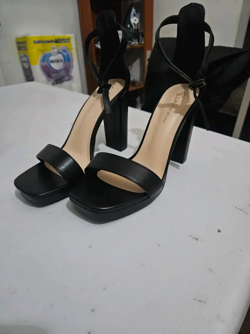 Zapatos de taco alto negros - 5