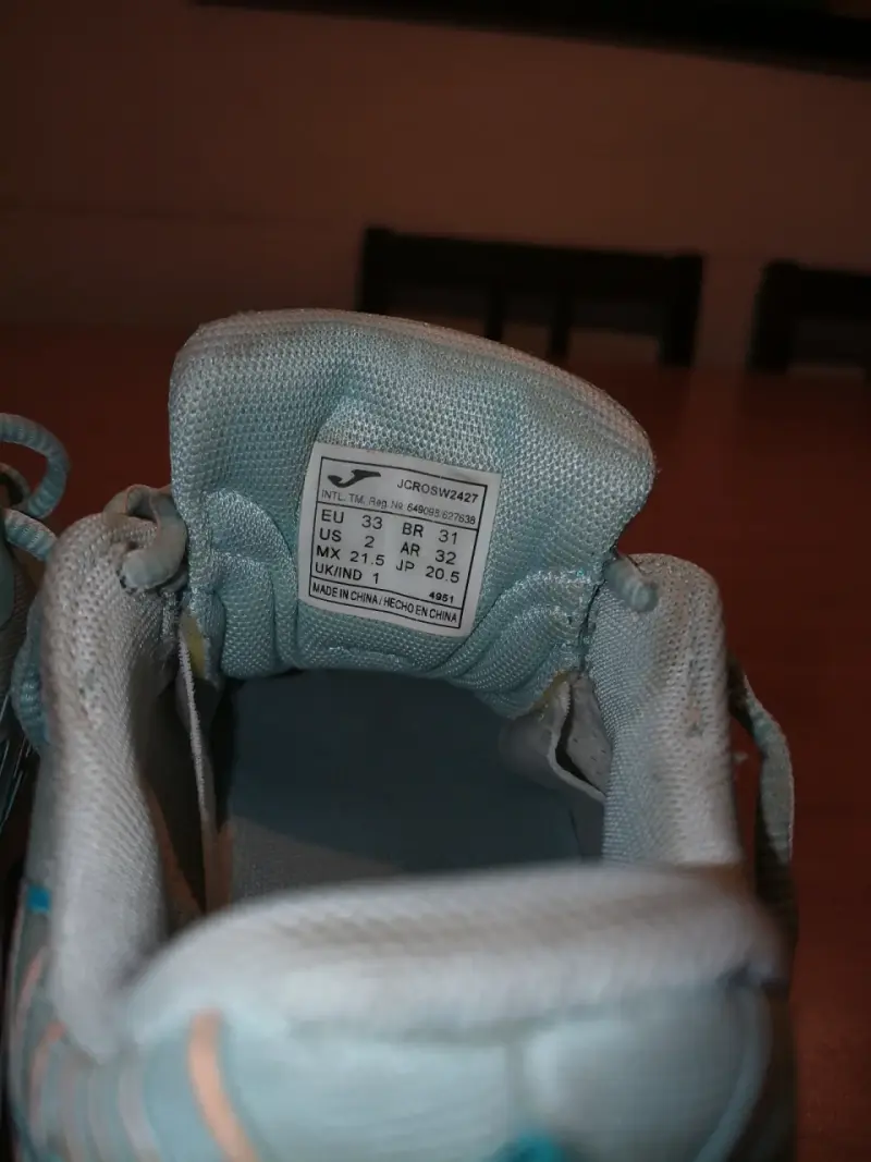Zapatillas deportivas celestes Joma - 3