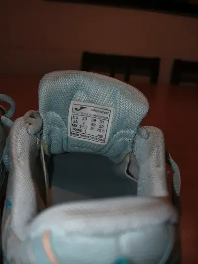Zapatillas deportivas celestes Joma - miniatura 3