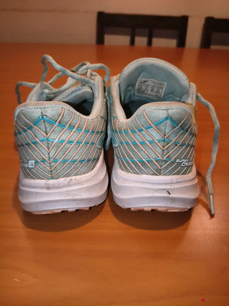 Zapatillas deportivas celestes Joma - 4