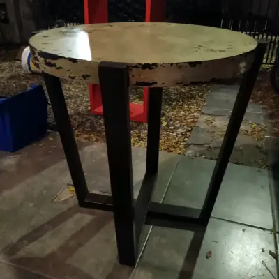 Mesa redonda estilo industrial - miniatura 2