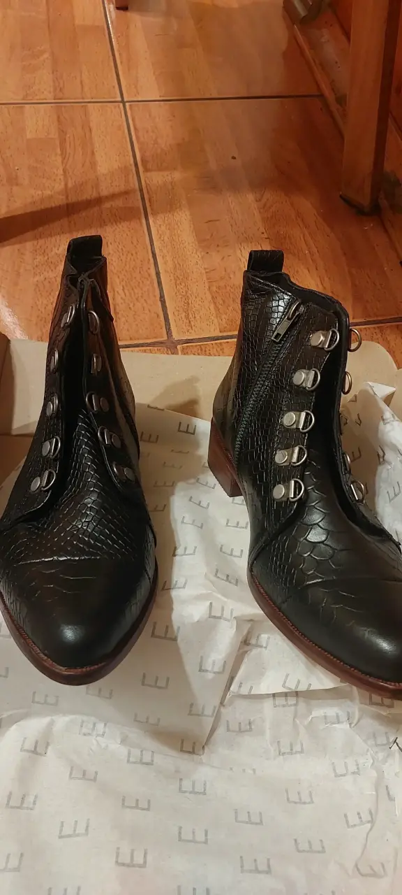 Botines negros de cuero - 2