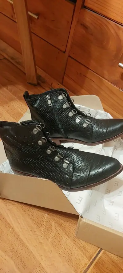 Botines negros de cuero - miniatura 3