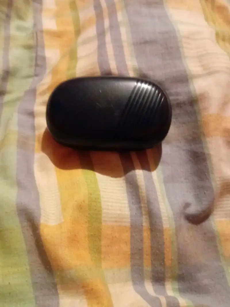Audifonos color azul oscuro redmi - 1