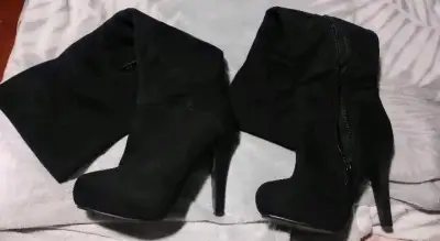 Botines negros de tacón alto - miniatura 1