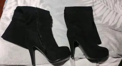 Botines negros de tacón alto - miniatura 2