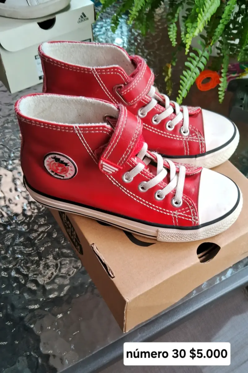 Zapatillas rojas para niños n°30