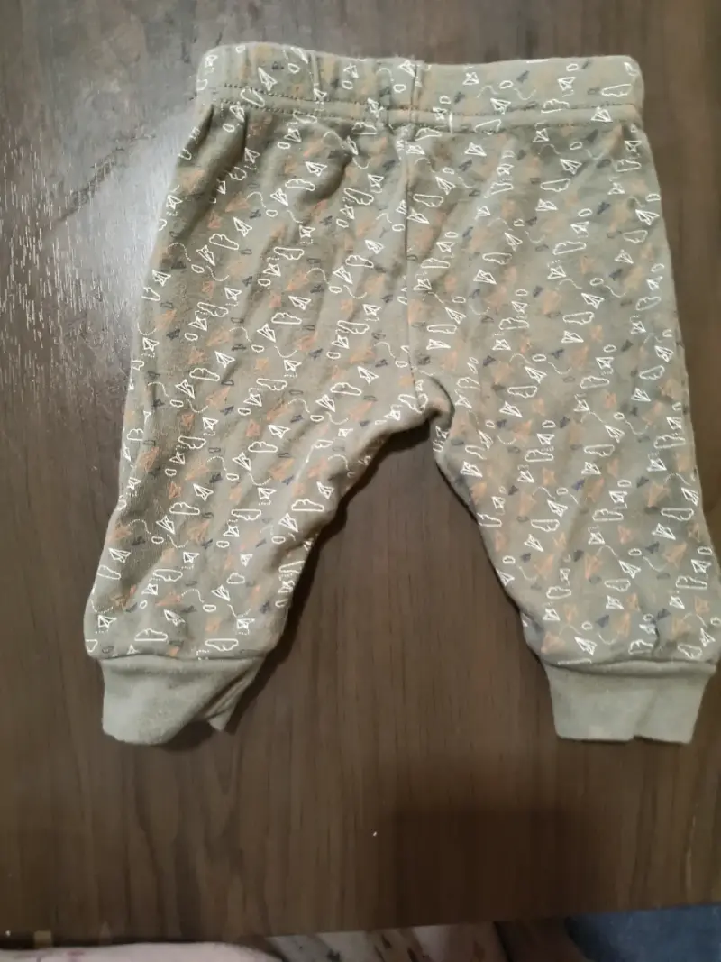 Pantalón bebé con diseño gris - 2