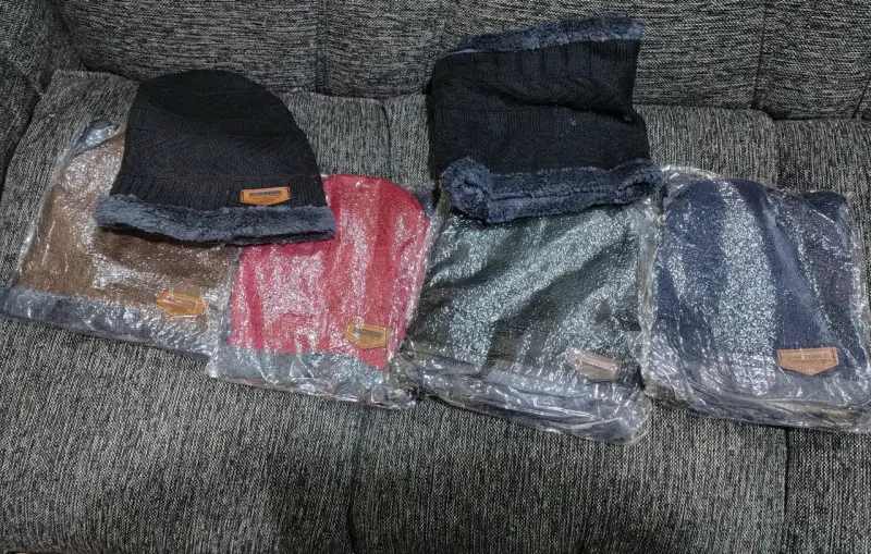 Gorros y cuellos - 3