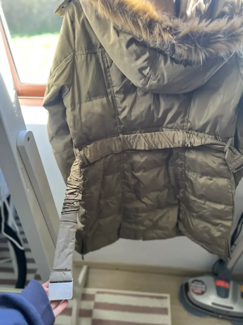 Parka verde con capucha - 4