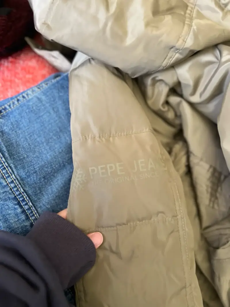 Parka verde con capucha - 6