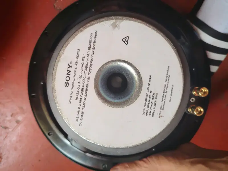 Parlantes subwoofer PIOX plateados - 5