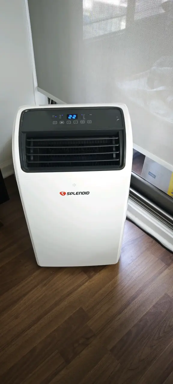 Aire acondicionado portátil 12000 BTU Frío/Calor - 1