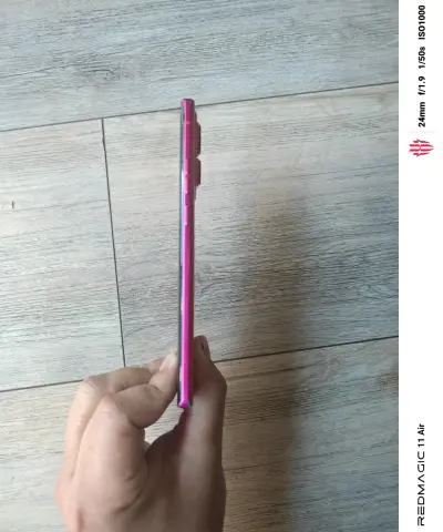 Motorola Edge 40 Neo (Pantone edition) - miniatura 1