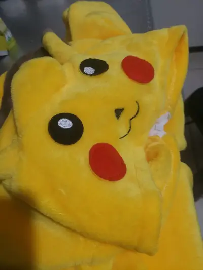 Pijama de felpa Pikachu amarillo 110cm - miniatura 1
