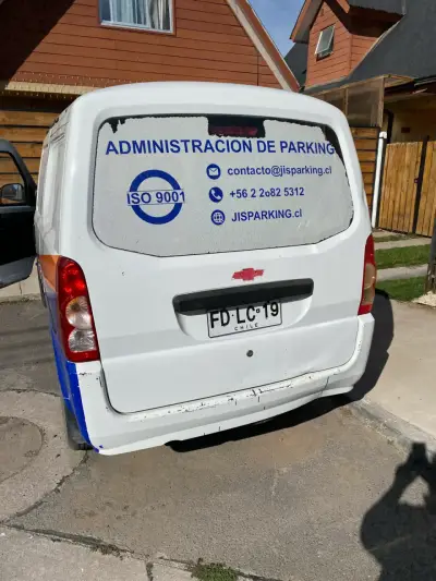 Camioneta de carga usada - miniatura 2