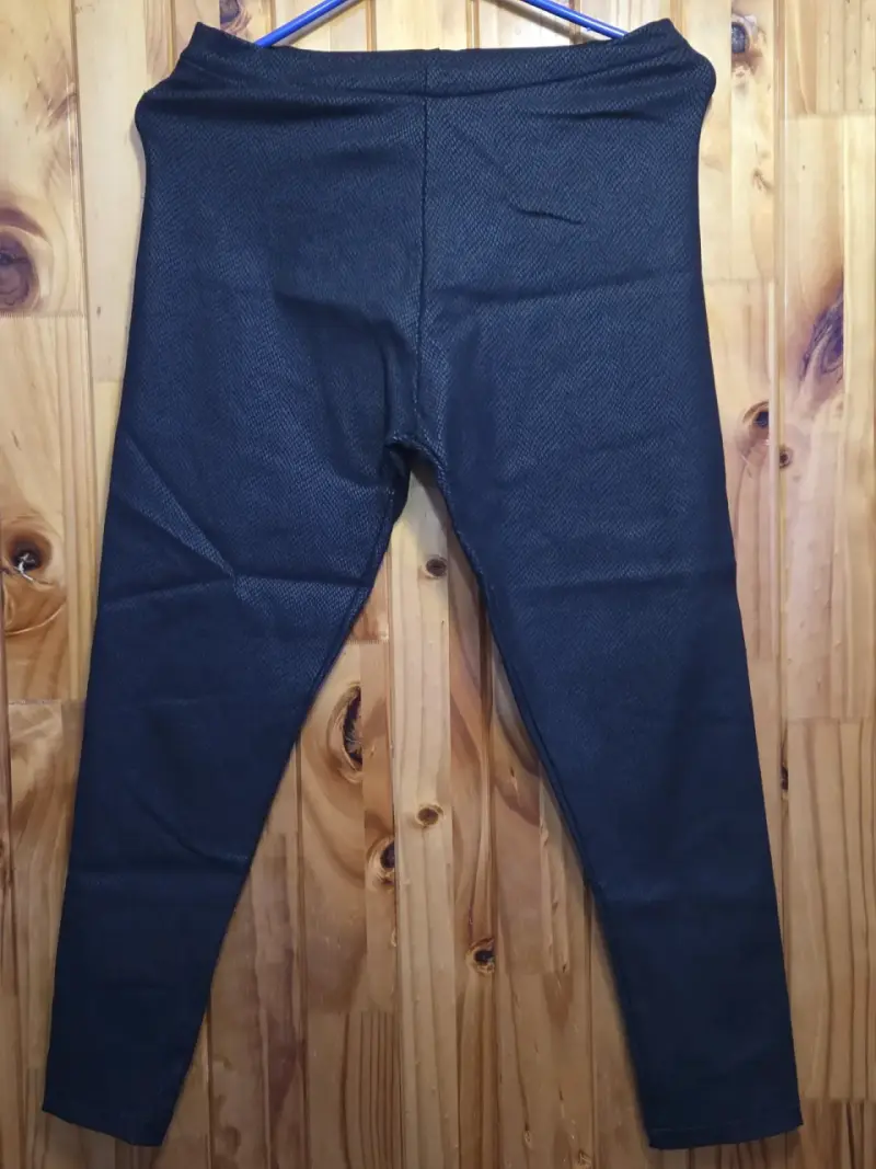 Camisa rayada blanca y azul - 6