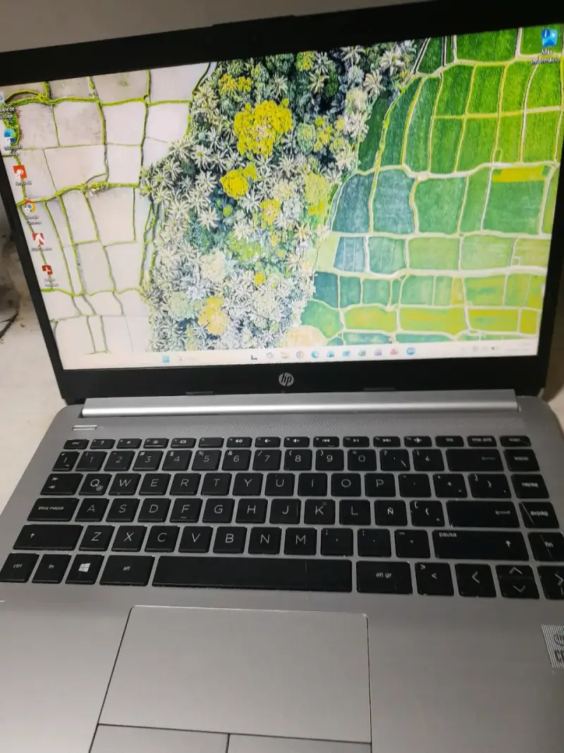 Notebook hp i3 - 4