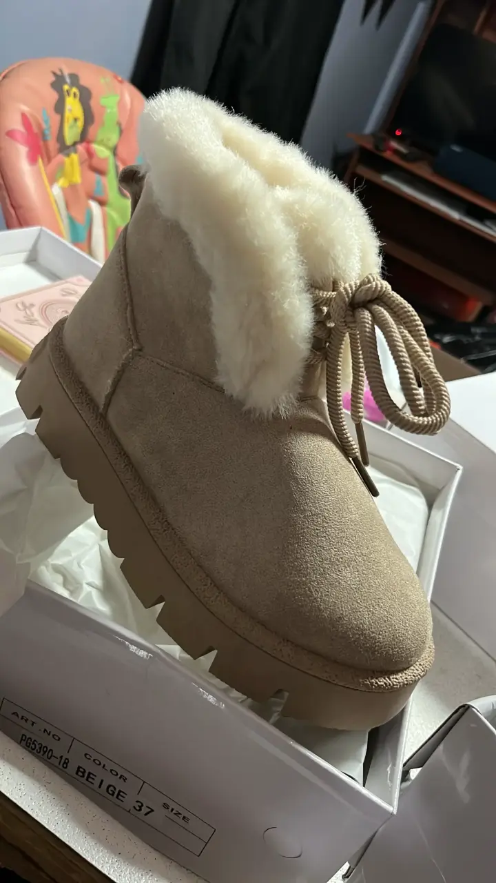 Botas abrigadas negras y beige - 3