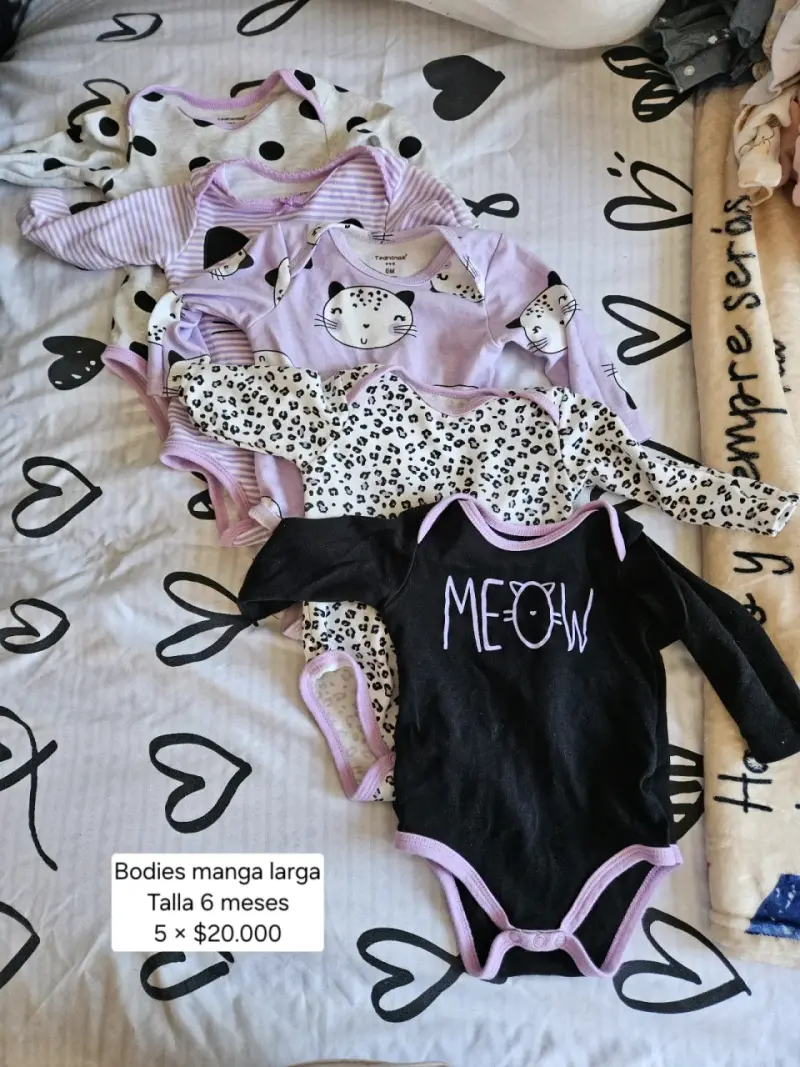 Bodies bebé manga larga 6 meses