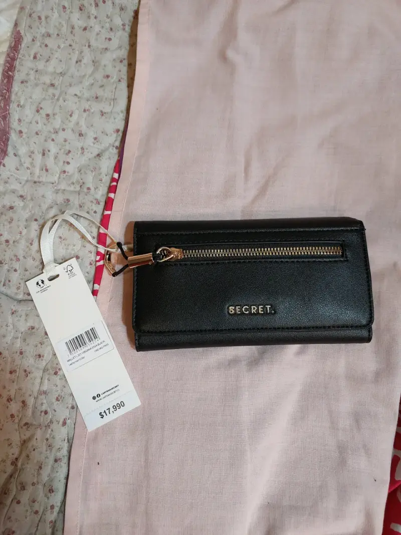 Billetera negra Secret con cierre - 1