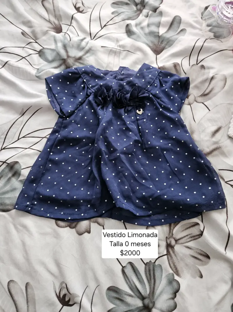 Vestido azul con lunares bebés