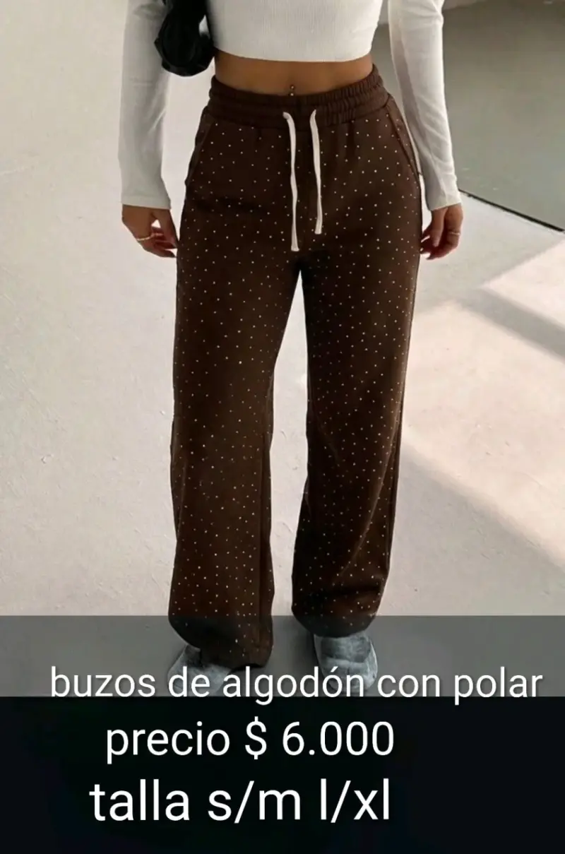 Pantalones buzo con brillos y polar por dentro - 1