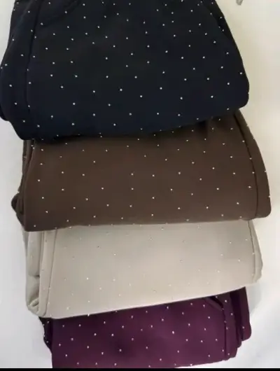 Pantalones buzo con brillos y polar por dentro - miniatura 2