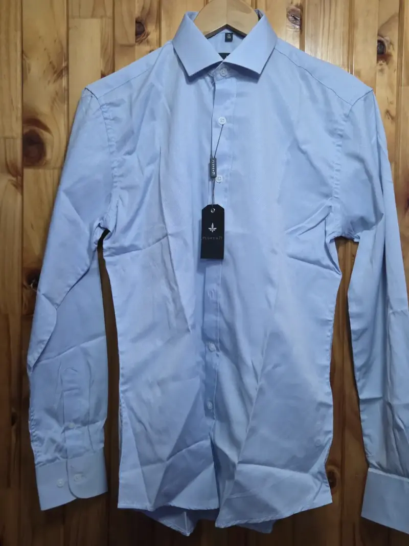 Camisa azul de vestir nueva