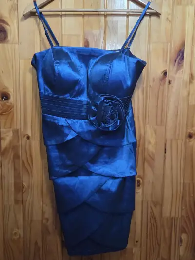 Camisa azul de vestir nueva - miniatura 2