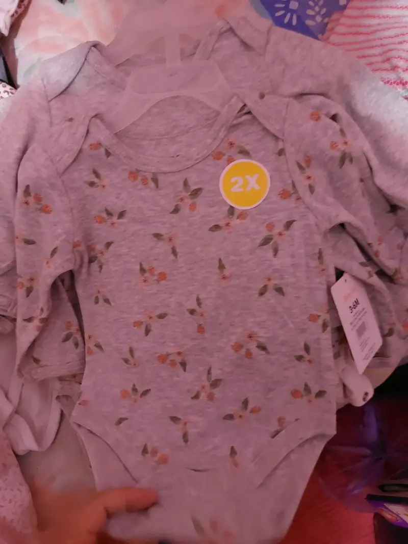 Body gris con diseño floral x2 - 2