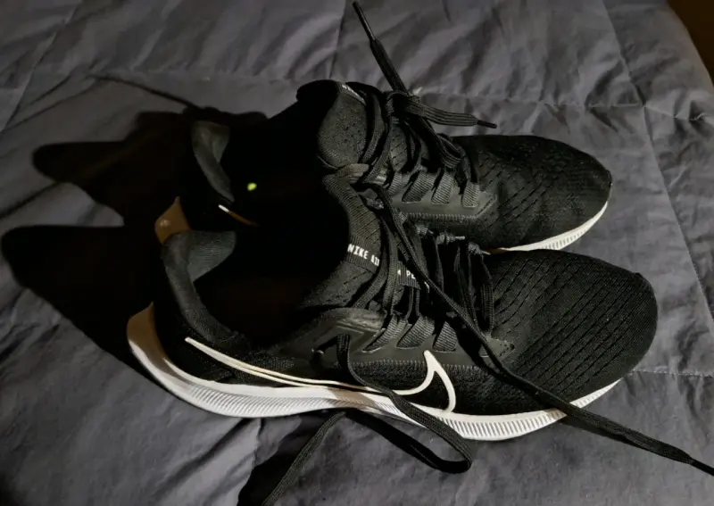 Zapatillas Nike negras deportivas - 2