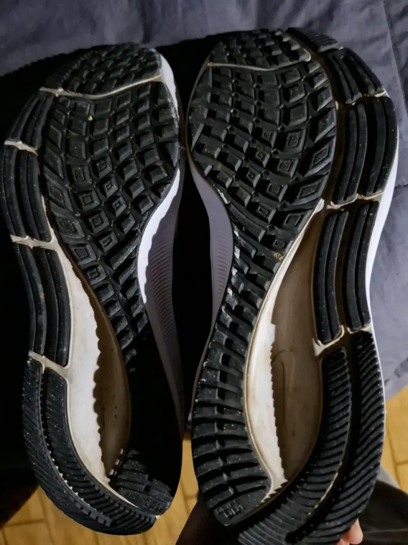 Zapatillas Nike negras deportivas - 3