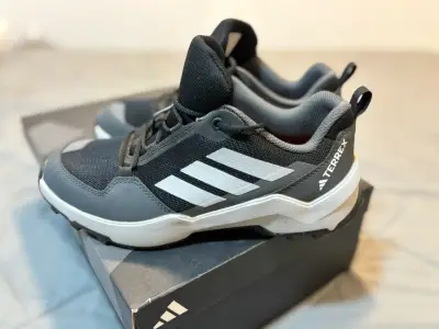 Zapatillas ADIDAS TERREX (talla 37) - miniatura 2