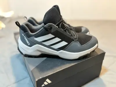 Zapatillas ADIDAS TERREX (talla 37) - miniatura 3