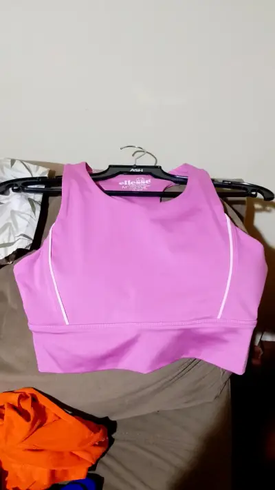 Top deportivo morado Ellesse.Talla M - miniatura 1
