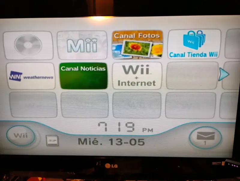 Consola Nintendo Wii con accesorios - 4