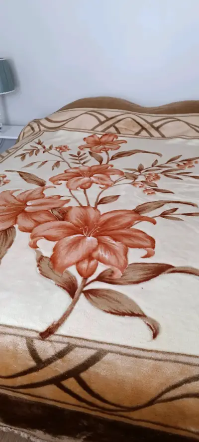 Cobertor de cama floral beige,frasada - miniatura 6