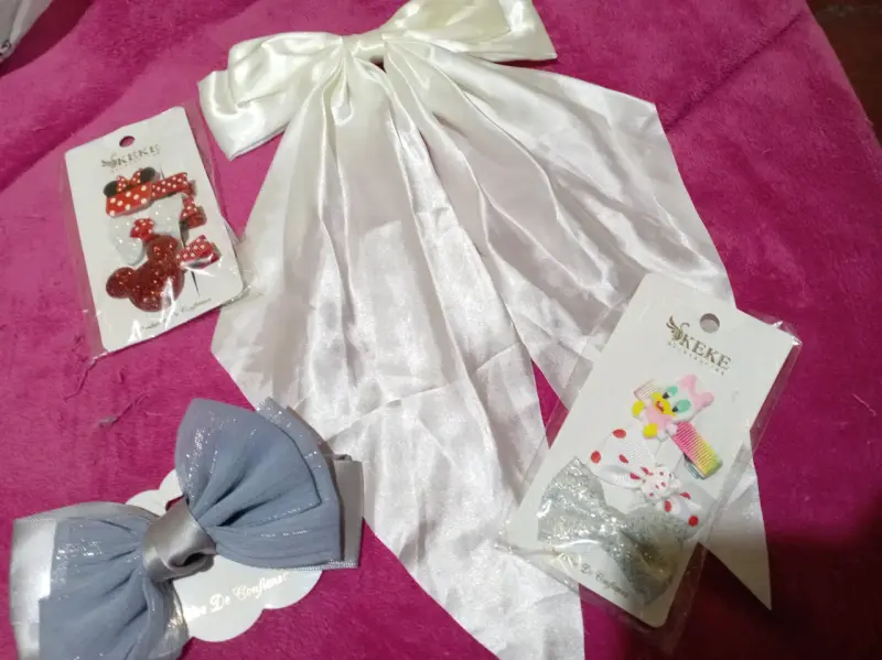 Set de lazos y accesorios para cabello