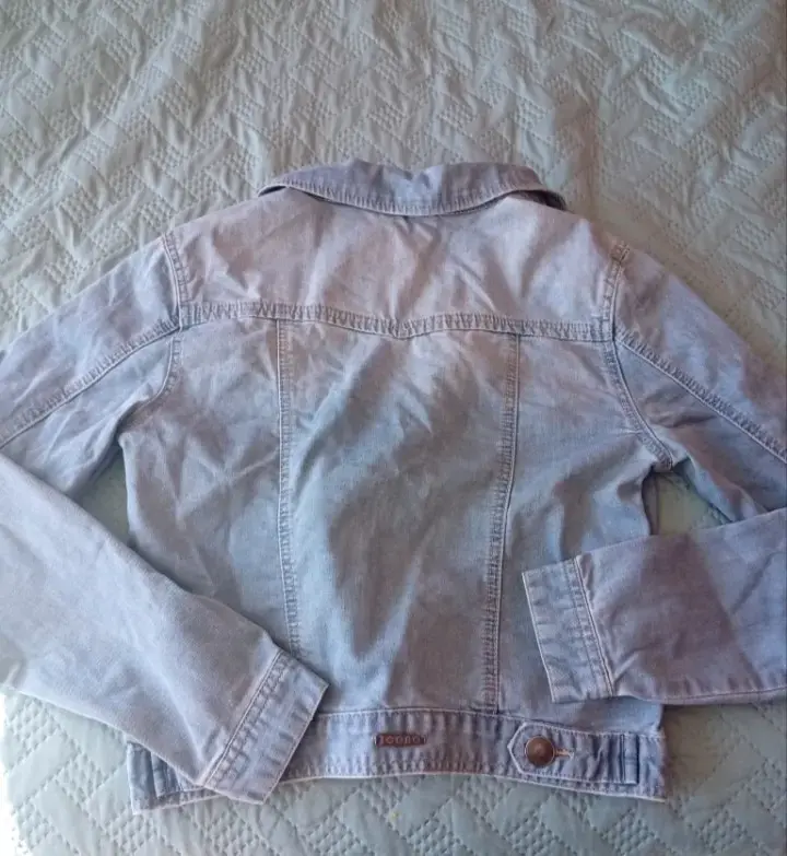 Chaqueta de mezclilla azul clara - 2