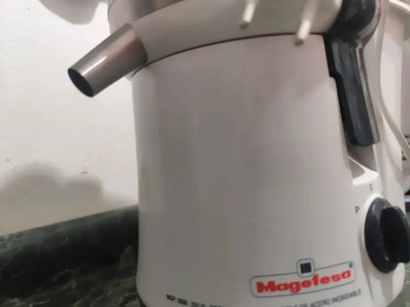 Extractor de jugos Moulinex - 5