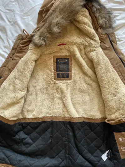 Parka marrón con capucha - miniatura 2