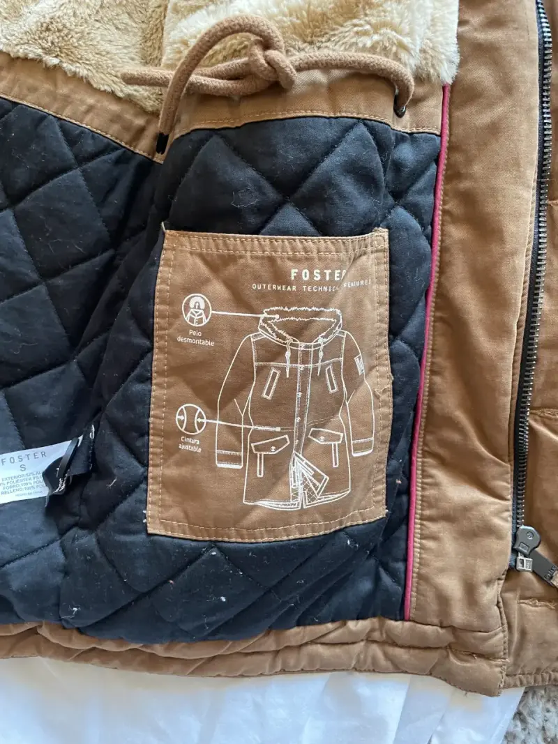 Parka marrón con capucha - 4